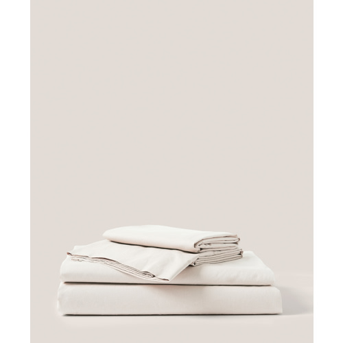 Home Organic Cool-air Percale Sheet Set made with Organic Cotton | Pact
