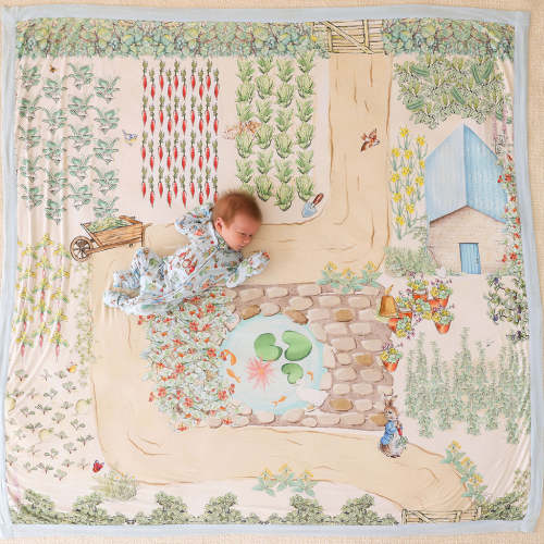 Peter Rabbit™ & Mr. McGregor's Garden Luxe Patoo® Blanket
