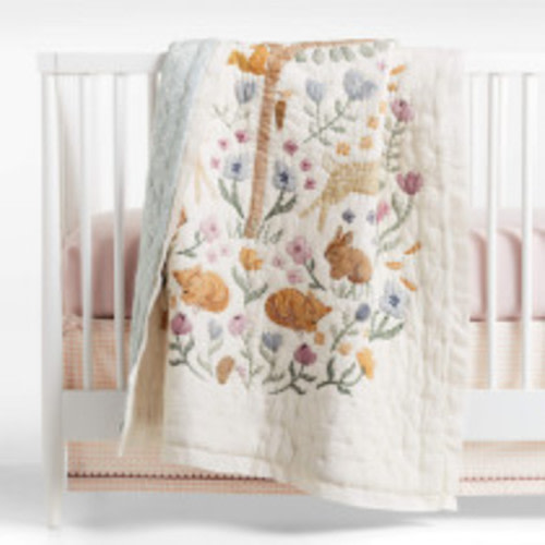Crate&Kids Wonderland Prairie Embroidered Organic Cotton Quilt