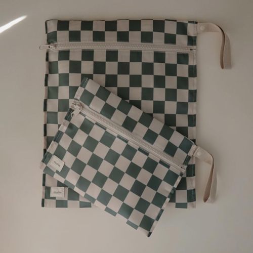 mushie Water Resistant Wet Bags | Large & Small Reusable Storage Bag for Baby Items and Travel | Zippered Pockets with Handle | Machine Washable, Set of 2 (Olive Check)