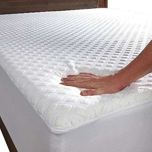 SafeRest Sleepure Waterproof Queen Size Mattress Protector - Viscose Derived from Bamboo - Fitted with Stretchable Pockets - Machine Washable Cotton Mattress Cover for Bed