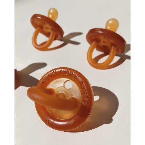 MakeUWell- Natural Rubber Soother - Orthodontic twin pack - 0-6 Months