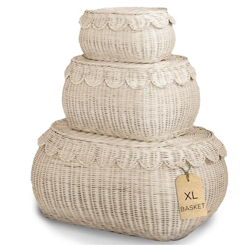BEBE BASK Large Scalloped Basket Set Of 3 - Hand-Woven & Award-Winning Scallop Basket - XL - Extra Large for Blankets 22 x 16 x 10 In - Elegant Wicker With Scalloped Edge Lid (Natural)