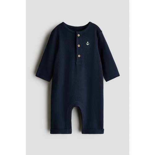 SIZE 6M (4-6M)