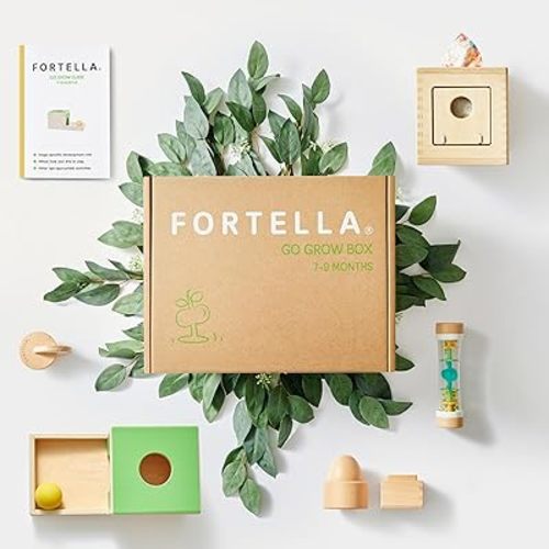 Montessori Baby Toys Kit for Newborn Babies 7-9 Months, Wooden Learning Toddler Play Toy Set with Object Permanence Box Tissue Box, Sensory Fabrics, Interlocking Discs, Rainmaker, Egg and Cube Cup