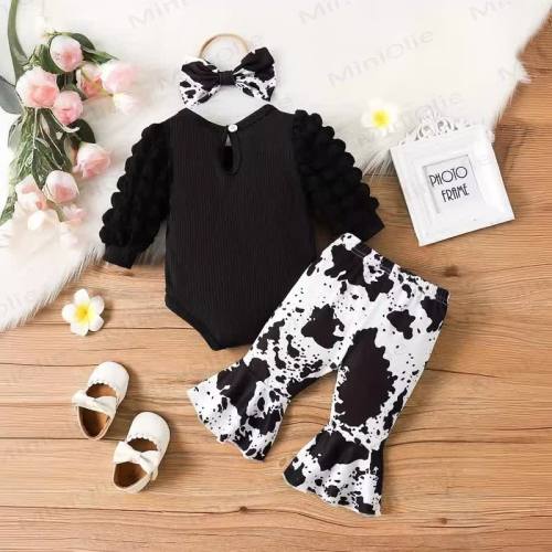 Baby Girl Puff Sleeve Bodysuit & Pants With A Bow
