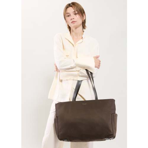 Nika Tote Nylon – MINA BAIE - Espresso color