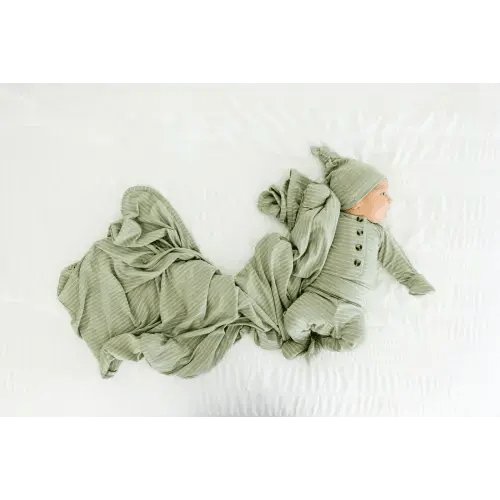 Carson Newborn Hat Bundle (Gown)