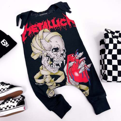 METALLICA HEART EXPLOSIVE BAND ROMPER