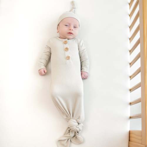 Ribbed Knotted Gown and Hat Oat | Going Home | Kyte Baby