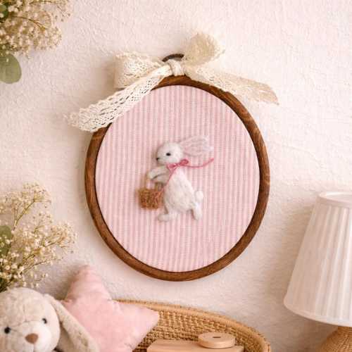 Personalized Needle Felt Animal Hoop with Custom Kids Name, Baby Shower Gift, Baby Heirloom