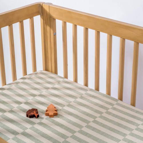 Babyletto All-Stages Midi Crib Sheet in GOTS Certified Organic Muslin Cotton