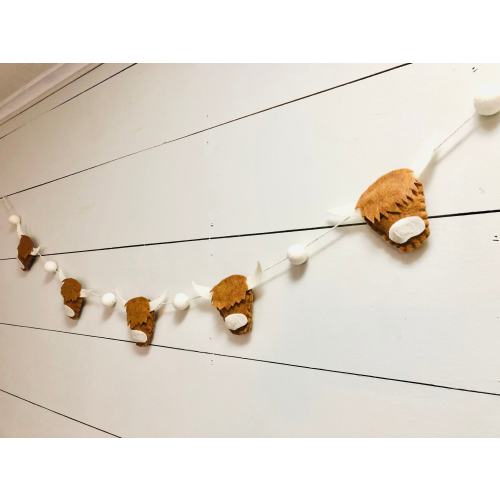 Highland Cow and Wool Garland - 6 Cows, 5 ft
