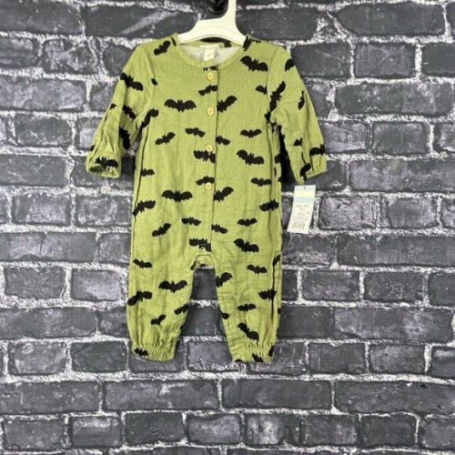 Cat & Jack 3-6 Months Green Gauze Bat Long Sleeve Unisex Romper