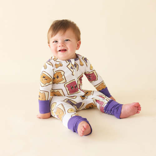 PB&J White Baby Convertible Sleeper | Peanut Butter Jelly Time