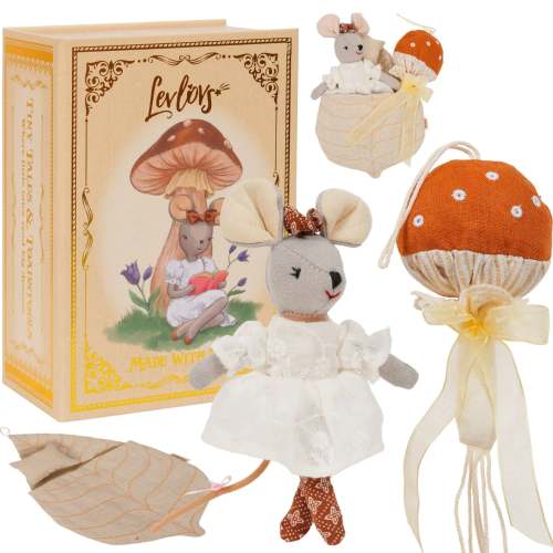 Mouse and the Mushroom Wonder Forest Set Brown