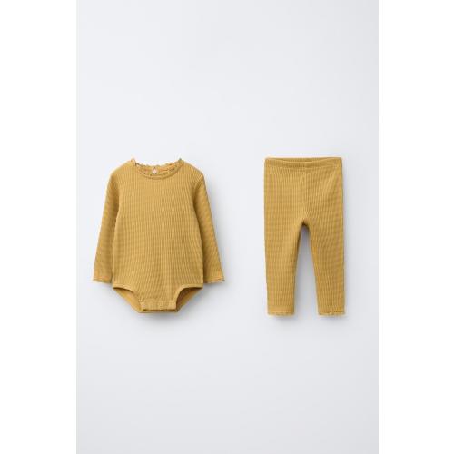 LACE TRIM BODYSUIT AND LEGGINGS SET - Ocher | ZARA United States