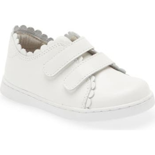 Caroline Scallop Sneaker, 5 M