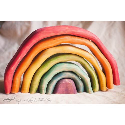 Wooden unique Wavy Rainbow stacker - Colorful - Waldorf toys - Montessori materials- Set of 7- Balancing toys- Food coloring