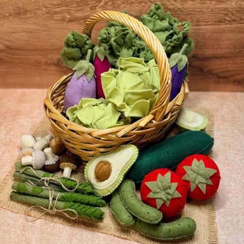 Farmers Market Greens & Garden Vegetables – Choose Your Vegetables – Montessori Pretend Play Toys