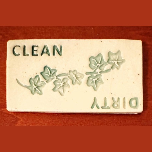Dishwasher reminder magnet for dirty or clean, Green Ivy imagery