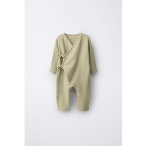 COZY WRAP JUMPSUIT - Mid-green | ZARA United States