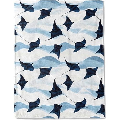 Cute Stingray Fleece Blanket - Lightweight Soft Cozy Gifts Throw for Marine Life Lovers, Kids,Women,Manta Ray Blankets,Elegant Ocean-Inspired Design,Home Room Modern Decor 50x60in