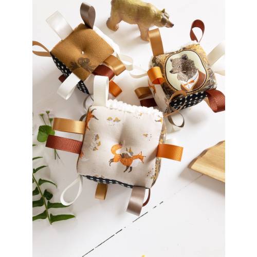 Baby Woodland Block, Baby Gift, Heirloom Baby Gift, Burnt Orange, Sienna, Black, Moss Green, Sensory Baby Toy, Baby Rattle