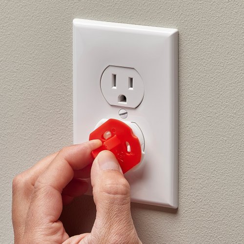 Safety Outlet plug - white