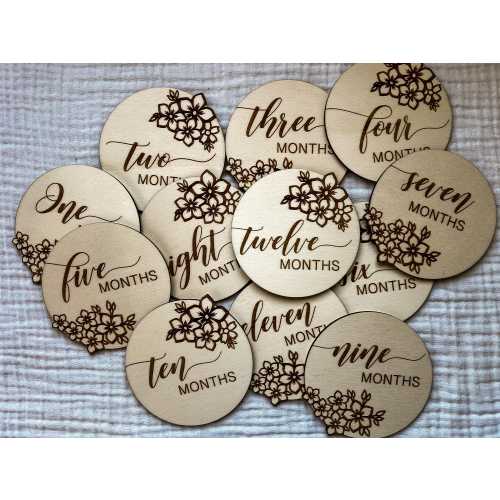 Sakura Cherry Blossom Wooden Baby Milestone Discs: Newborn Photo Props