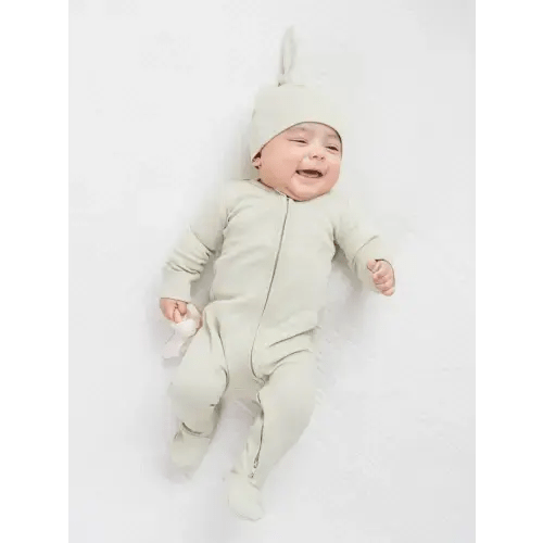 Peyton Zipper Sleeper