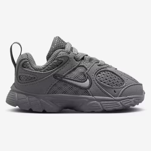 Nike V5 RNR Suede