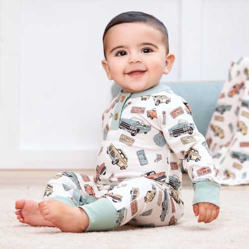 Baby Vintage Car Henley Romper – Soft Bamboo Cotton Blend Infant Outfit with Retro Print, Classic Car Baby Clothes, Auto Aficionado Gift