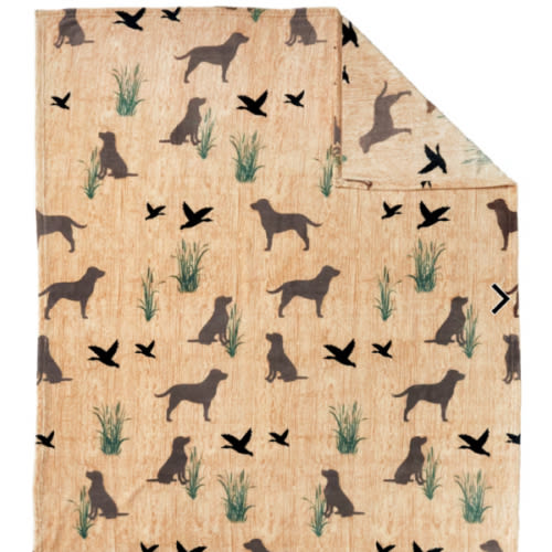 White River Home Coral Fleece Throw | Bass Pro Shops