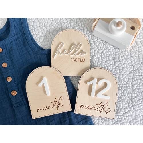 Baby Monthly Milestone Marker, Hello world Baby Month Sign, Interchangeable Wooden Milestone Cards, Gift for Baby Shower, Newborn Photo Prop