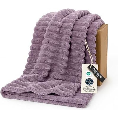Bedsure GentleSoft Light Purple Fleece Blanket for Couch - Cozy Soft Blankets for Women, Cute Small Throws for Girls, 50x70 Inches