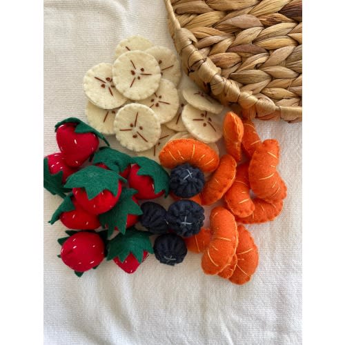 Handmade Felt Fruit Set: Custom Play Food, Pretend Food, Montessori Kitchen Toy