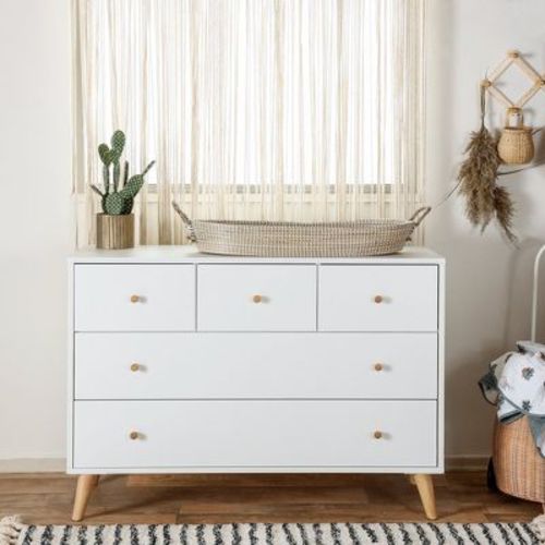 dadada Baby Austin 5-Drawer Nursery Dresser white/natural 1