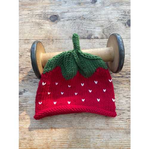 STRAWBERRY HAT  - Red - Pure Merino Wool