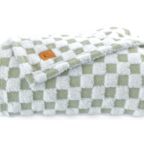 Sage Green & White Fuzzy Fun 3D Checkered Throw Blanket – Ultra Soft Shaggy Fleece for Cozy Comfort. Beautiful Gift for Women with Style 50 x 65 inches.