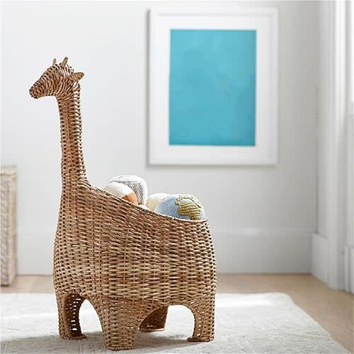 Giraffe-Shaped Rattan Laundry Hamper, Handwoven Wicker Laundry Basket, Animal-Inspired Decorative Organizer for Laundry Room, Living Room