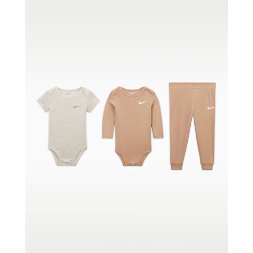 Nike Baby Essentials Baby 3-Piece Pants Set. Nike.com