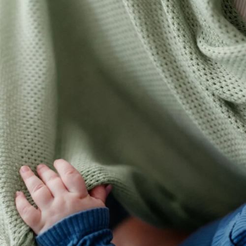 Nestling Baby™ Nursing Cover