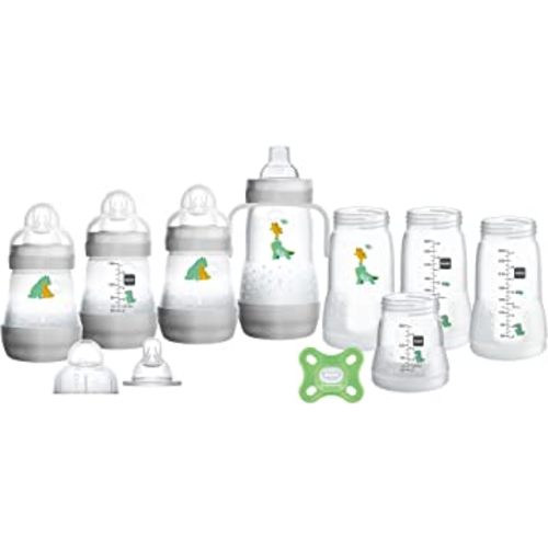 MAM Grow with Baby 15-Piece Gift Set, Newborn 0-4 Months, Anti-Colic Bottles and Silicone Nipples SkinSoft, Essential Baby Items, Unisex