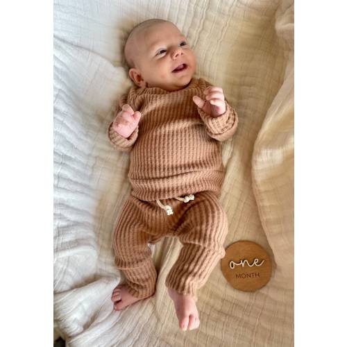 Gender neutral Baby Outfit/waffle Knit Baby Outfit in Toffee/Baby hospital outfit/newborn baby/Premie baby/baby gift/baby boy, girl