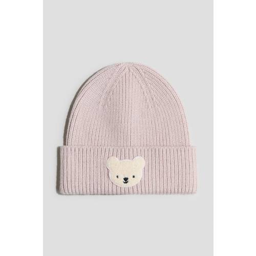 APPLIQUÉD BEANIE