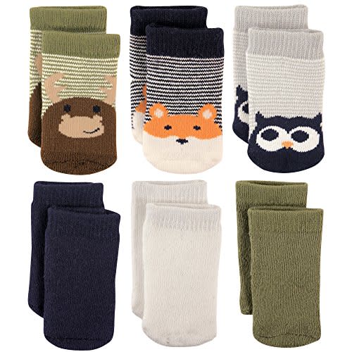 Luvable Friends Unisex Baby Newborn and Baby Socks Set