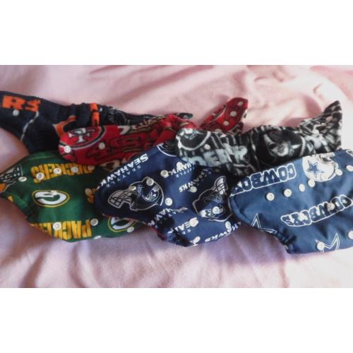 Choose your custom team and style cloth diaper.OS pocket diaper or cover with rival team inner,two teams combo or add ruffles. Made to order