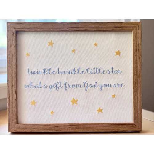 Embroidered Twinkle Star Nursery Sign: Neutral Baby Decor