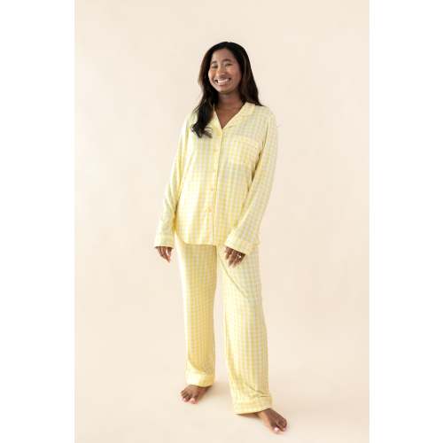 Long-Sleeved Women's Pajama Set in Gingham Chamomile